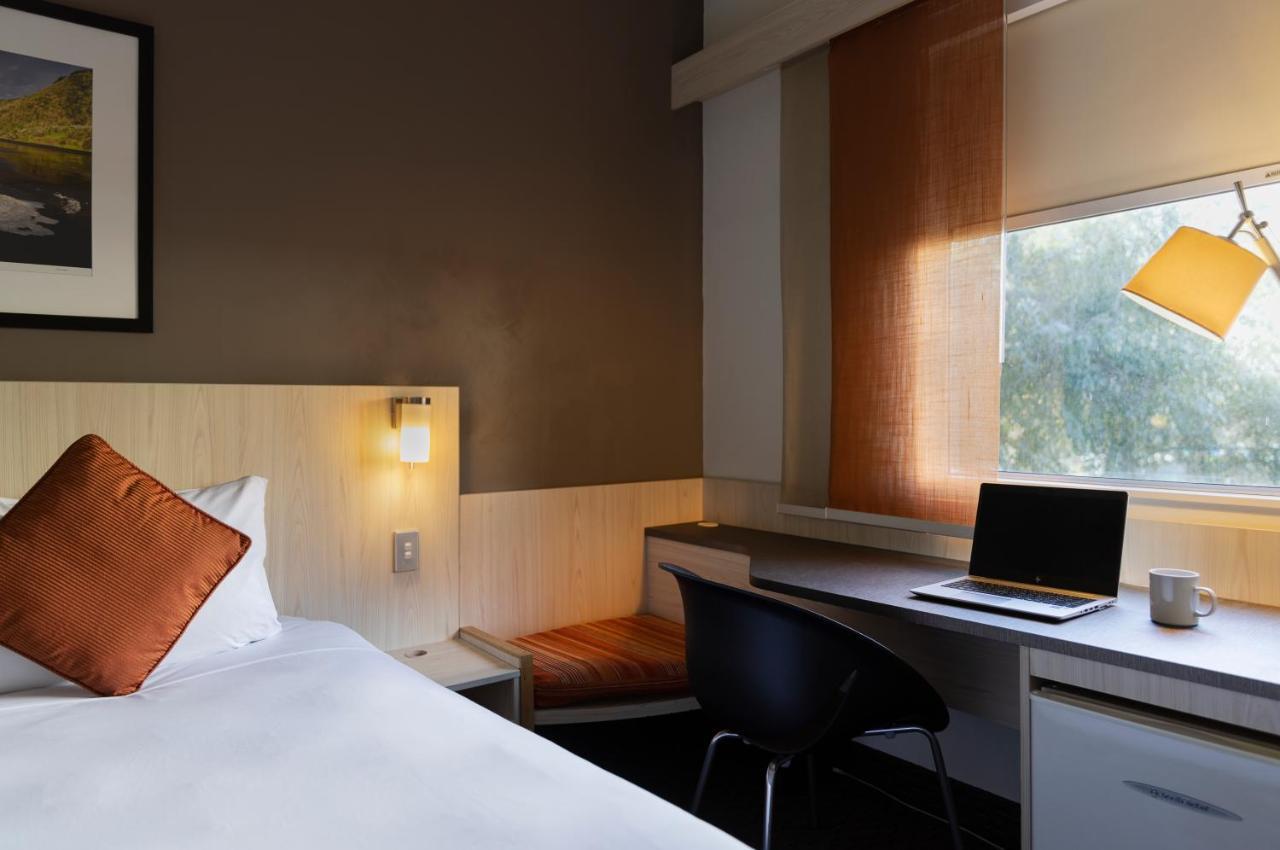 Hotel Ibis Auckland Ellerslie Extérieur photo